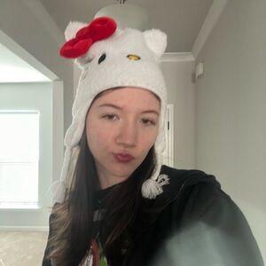 Meet your Posher, Shea